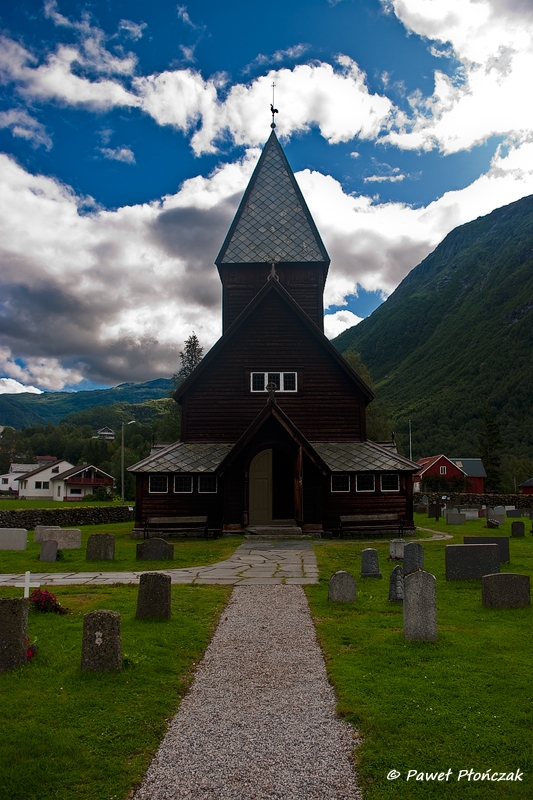 net_IMGP7352_p.jpg - Roldal Stavkirke