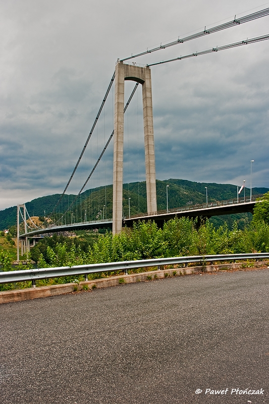 net_IMGP7591_p.jpg - The bridge to Osteroya