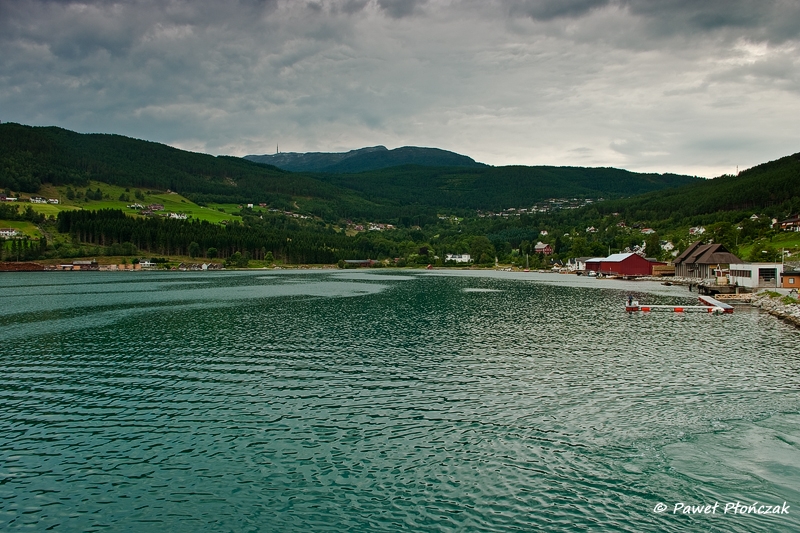 net_IMGP7761_p.jpg - Naerofjorden - from Gudvangen to Kaupanger