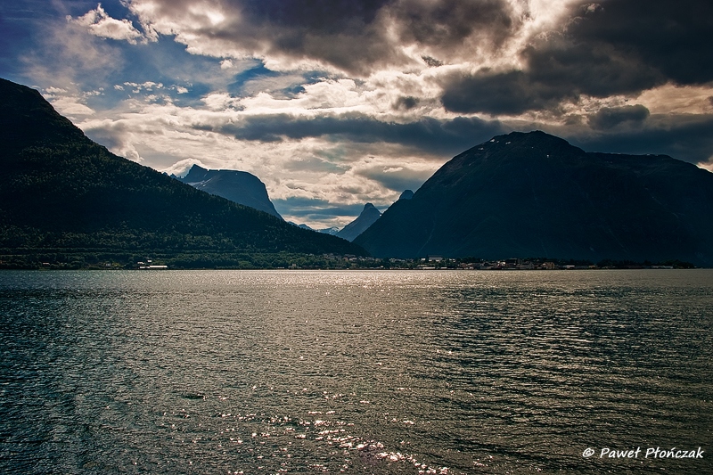 net_IMGP8026_p.jpg - Andalsnes