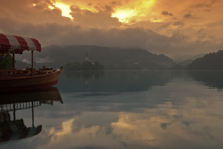 net_IGP8106.jpg - Blejsko Jezero